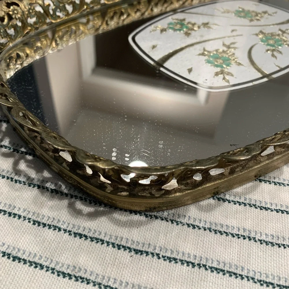 Vintage Vanity Tray Mirror with Center Floral Motif